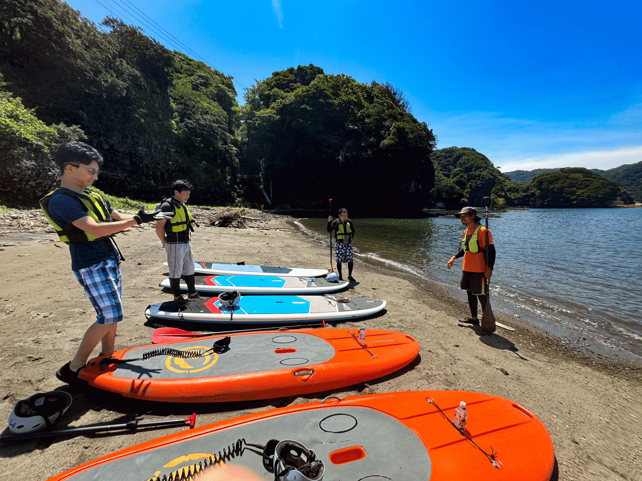 " width="2048" height="1536