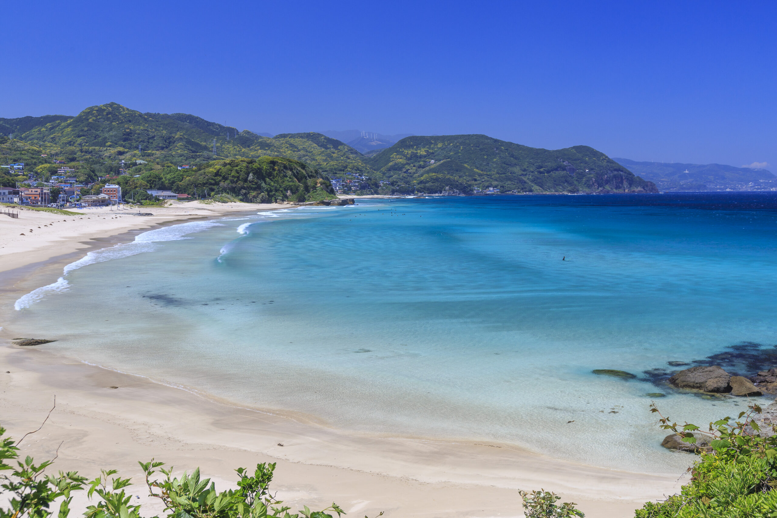 https://b-izu.com/wp-content/uploads/2026/07/02.白浜大浜-scaled.jpg