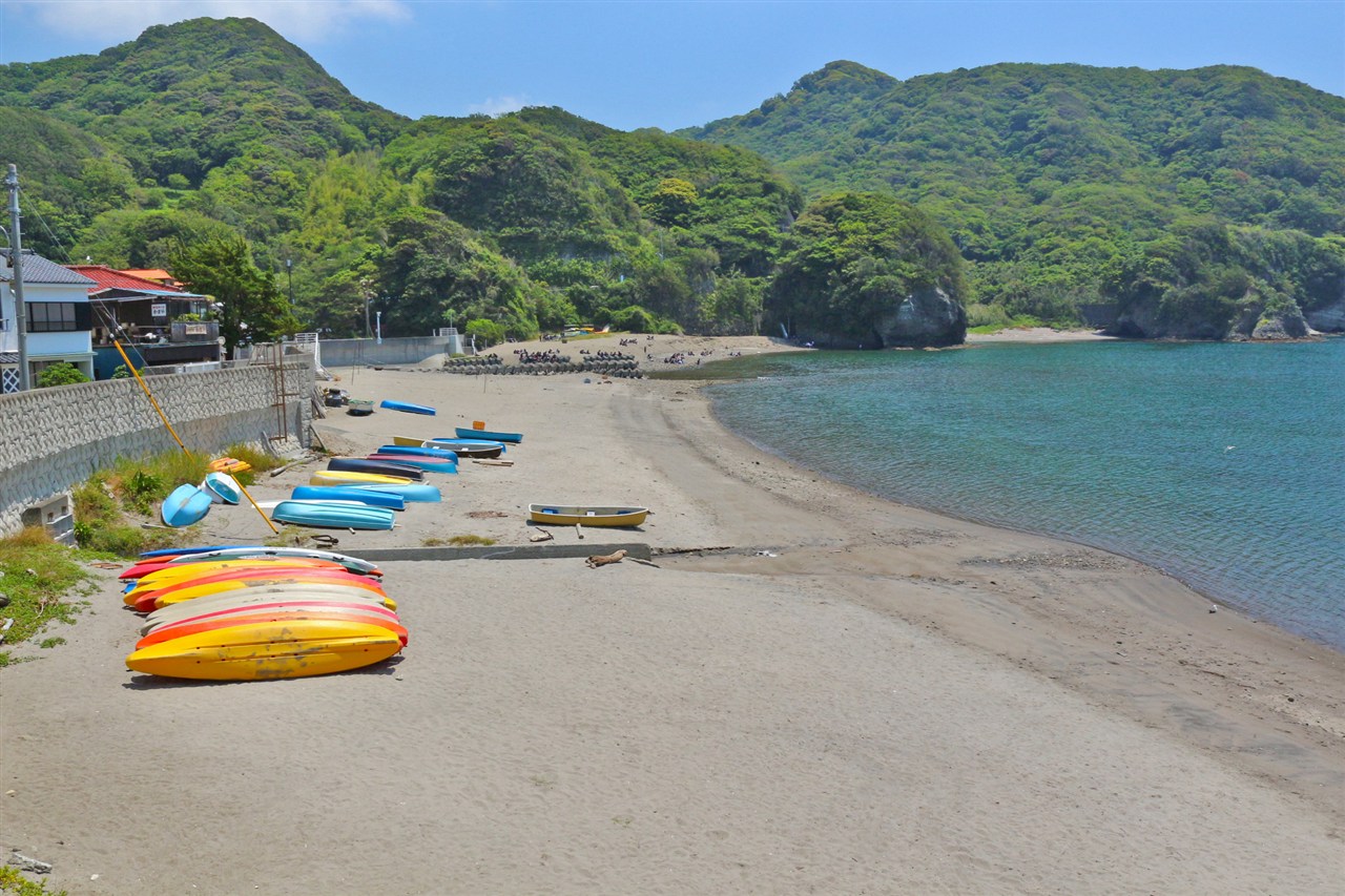 https://b-izu.com/wp-content/uploads/2026/07/子浦ビーチ.jpg